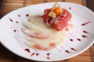 Kavunlu balon ve tabakta dekor