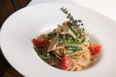 İtalyan usulü yeşil fasulyeli gözleme.