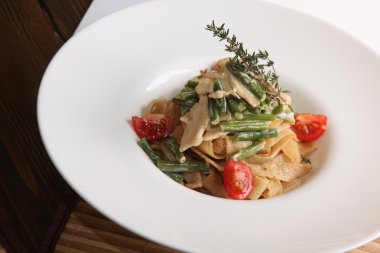 İtalyan usulü yeşil fasulyeli gözleme.