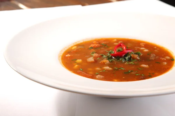 Würzige Suppe mit Paprika und Bohnen — Stockfoto