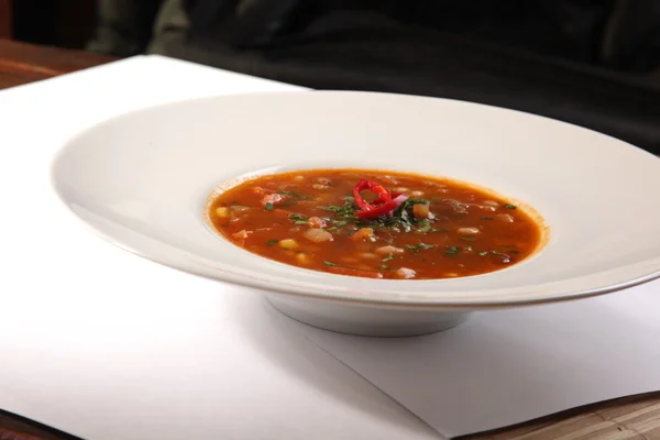 Sopa picante con pimientos y frijoles — Foto de Stock