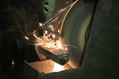 aracı metal işleme kıvılcımlar