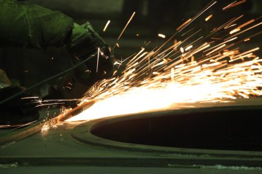 aracı metal işleme kıvılcımlar