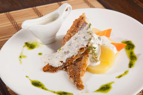 Mackerel Sauce White Plate — Stock Photo, Image