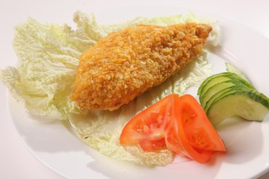 Rus yol kenarındaki kafeden hızlı pişirme yemekleri.