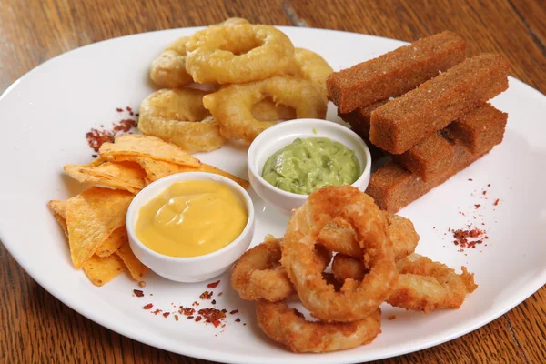 Bira ve soslar için aperatifler.