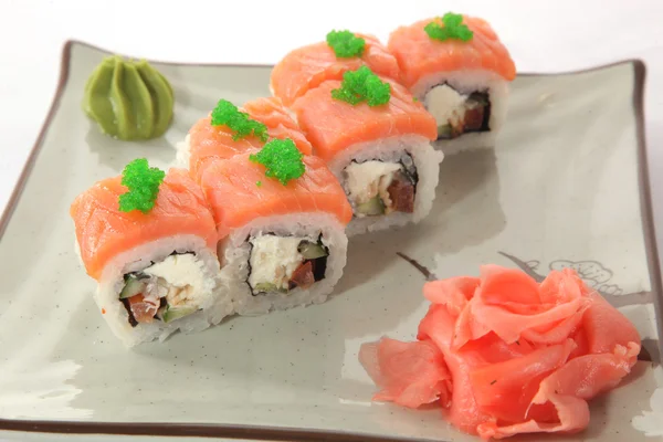 Rollo Japonés Con Salsa Wasabi Plato Con Pescado — Foto de Stock