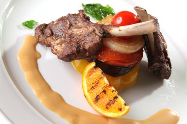 Portakallı kuzu pirzola