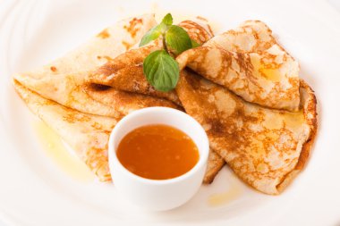 Krep plaka üzerine tereyağı ile