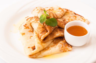 Krep plaka üzerine tereyağı ile