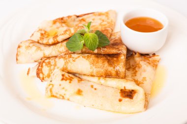 Krep plaka üzerine tereyağı ile