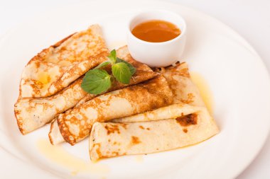 Krep plaka üzerine tereyağı ile