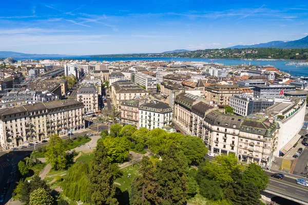 Luftaufnahme der Genfer Altstadt in der Schweiz — Stockfoto