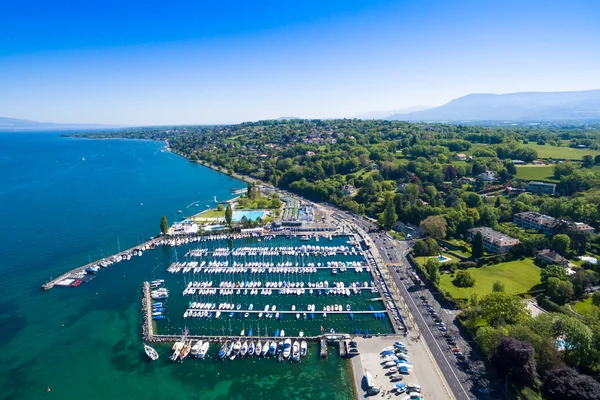 Luftaufnahme des Leman-Sees - Stadt Genf in der Schweiz — Stockfoto
