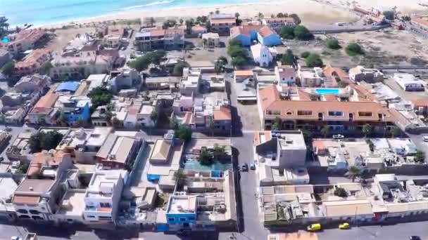 Luchtfoto van Santa Maria strand in Sal Cape Verde - Cabo Verde — Stockvideo