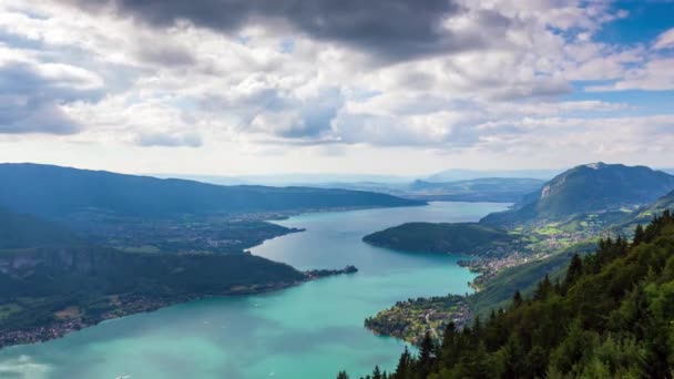 Timelapse uitzicht op het meer van Annecy van Col du Forclaz — Stockvideo