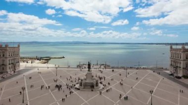 Ticaret kare - 4 k timelaspe Praa yapmak commercio Lizbon - Portekiz - Uhd