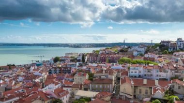 4 k timelapse Lizbon çatı katındaki: Sao Vicente de bir kilise Portekiz - Uhd