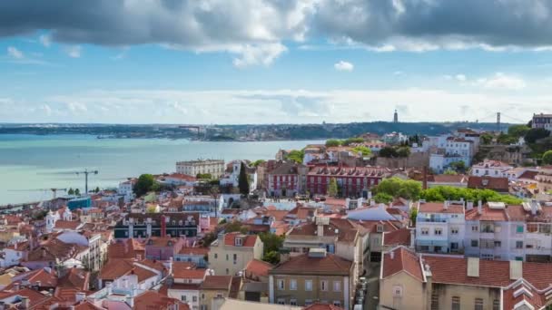 4K timelapse de Lisboa azotea de Sao Vicente de fora iglesia en Portugal - UHD — Vídeo de stock