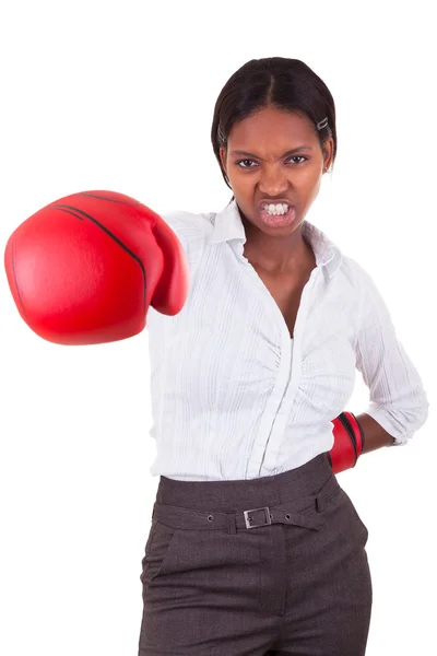 Junge schwarze Frau mit Boxhandschuhen — Stockfoto