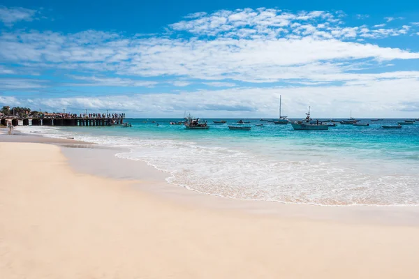 Playa de Santa Maria en Sal Cabo Verde - Cabo Verde —  Fotos de Stock