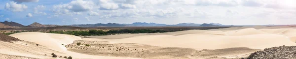 Sand dunes in Viana desert - Deserto de Viana in Boavista - Cape — Stock Photo, Image