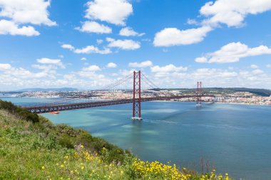 25 de Nisan (Nisan) köprü Lizbon - Portekiz
