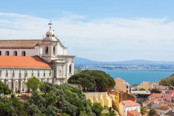 Miradouro da Graca с точки зрения Senhora do monte — стоковое фото