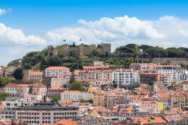 Burg Lisbon st jorge vom aussichtspunkt sao pedro de alcantara — Stockfoto