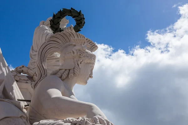 Estátua de perto na rua Augusta Arco em Lisboa — Fotografia de Stock