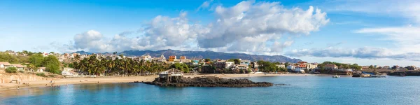 在 Santiago 岛在海角过去式过去分词圣菲海滩的全景视图 — 图库照片