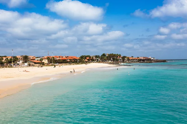 Playa de Santa Maria en la Isla Sal Cabo Verde - Cabo Verde —  Fotos de Stock
