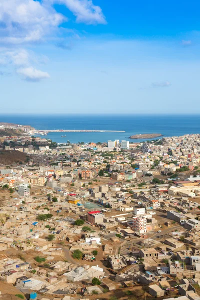 Pohled na město Praia v Santiagu-hlavní město Kapverdských ostrovů - — Stock fotografie