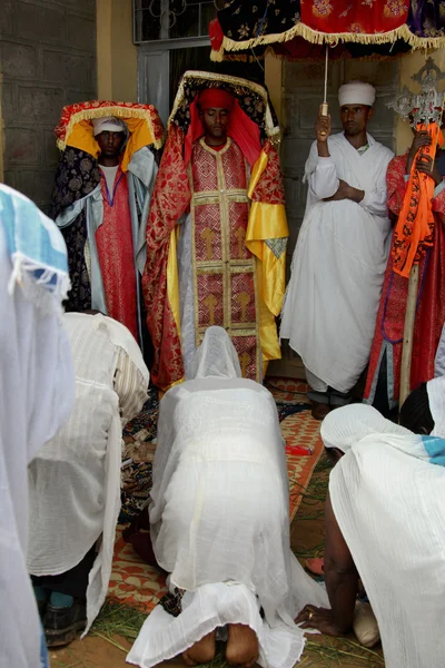 在埃塞俄比亚东正教基督教教会庆祝. — 图库照片