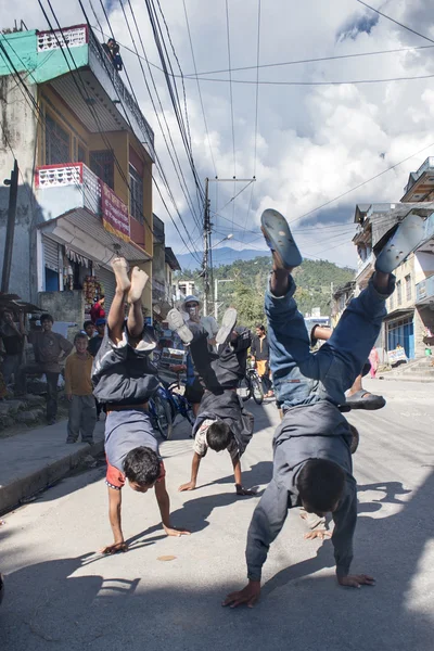 Hand stand — Stockfoto