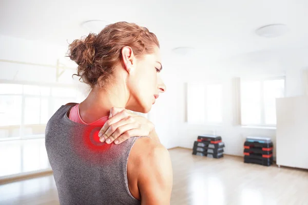 Sore after hard workout at fitness — Stock Photo, Image