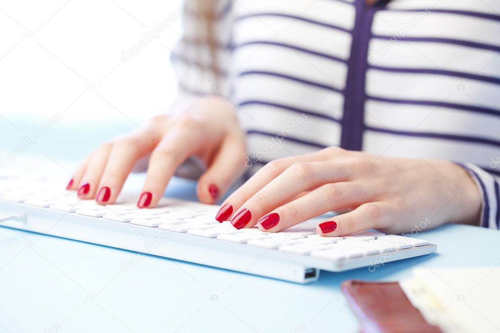 fingers Typing on keyboard