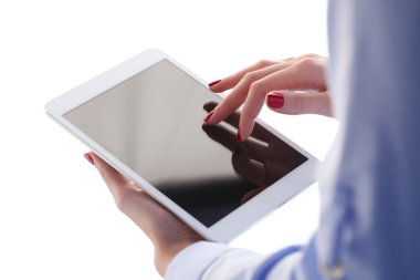 Dijital tablet ellerinde
