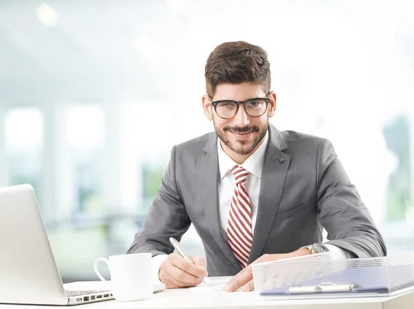 Financial advisor at office — Stock Photo, Image