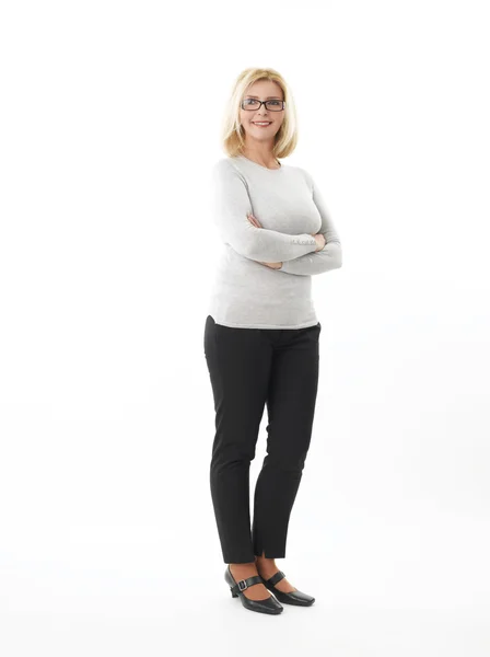 Mujer de negocios casual sonriendo — Foto de Stock