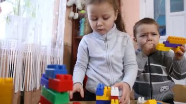 Çocuk oyun tasarımcısı