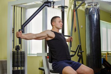 adam pratik simülatörü