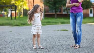 Anne Çocuk yürüyüş ile