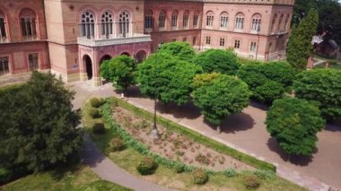 CHERNIVTSI, UKRAINE - 17 Eylül 2020: Chernivtsi Ulusal Üniversitesi Konutu