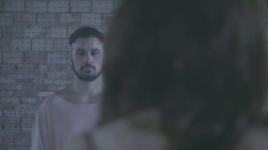 Sakallı bir adamın portresi.