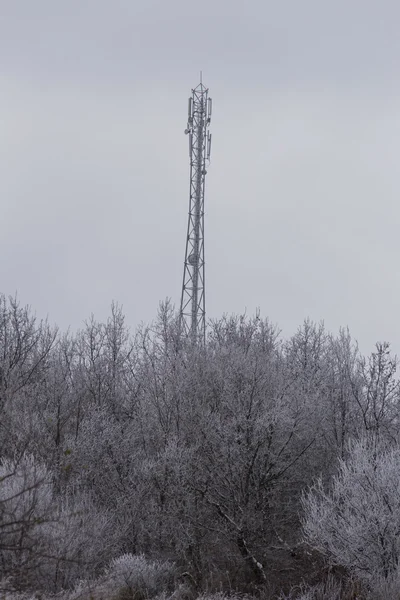 Antena para comunicaciones móviles — Foto de Stock