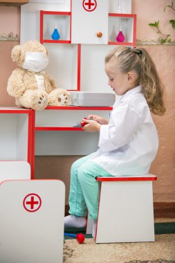 Bebek Doktor iş başında