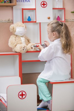 Bebek Doktor iş başında