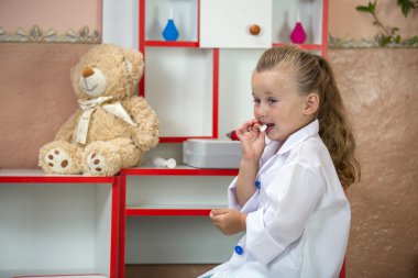 Bebek Doktor iş başında