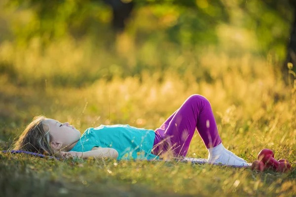 Kind sporten — Stockfoto